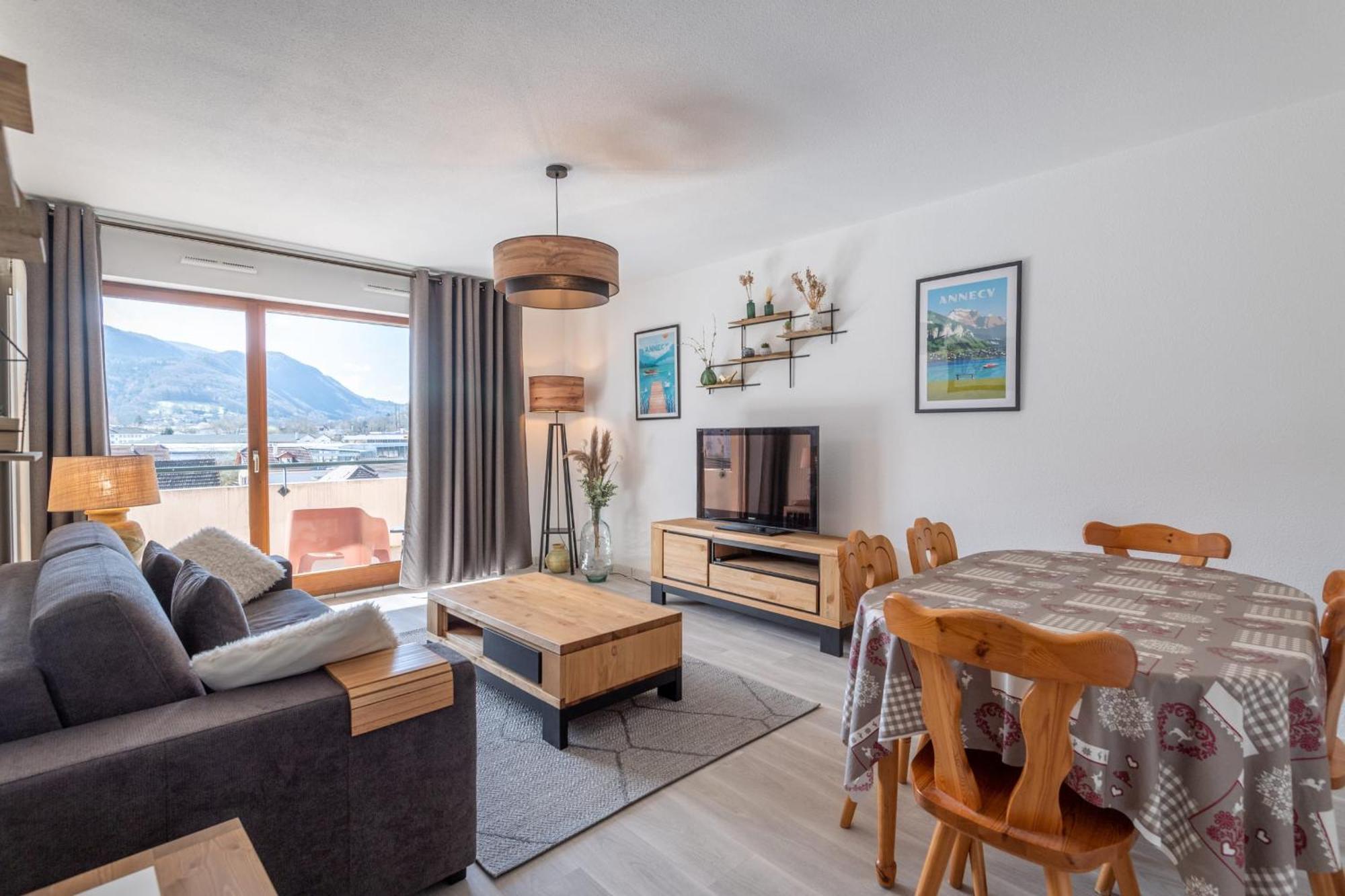 Ducs De Savoie - Comfortable Flat A Stone'S Throw From The Old Town Annecy Exterior photo