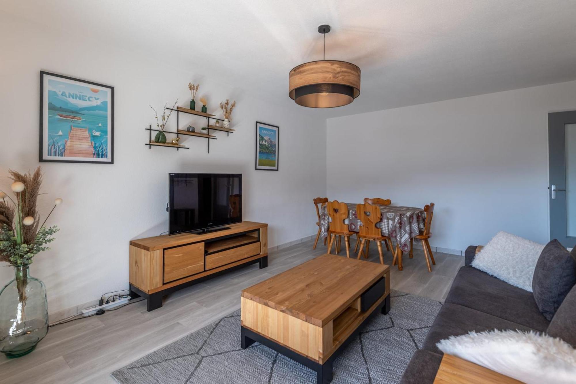 Ducs De Savoie - Comfortable Flat A Stone'S Throw From The Old Town Annecy Exterior photo