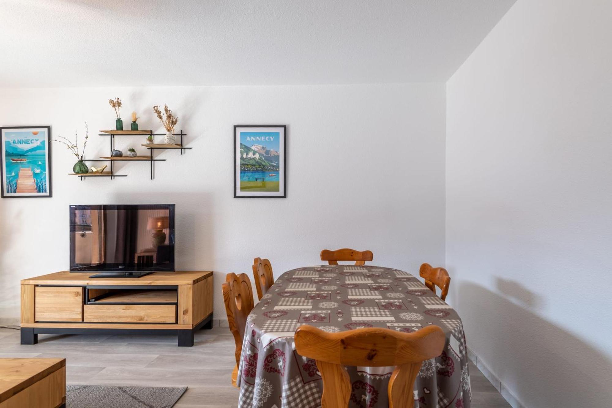 Ducs De Savoie - Comfortable Flat A Stone'S Throw From The Old Town Annecy Exterior photo